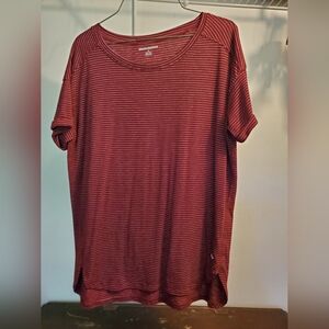 Amazon Essentials Maroon Striped Sports T-Shirt